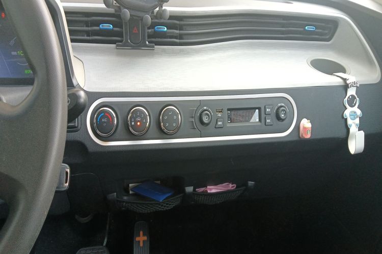 五菱汽车 宏光MINIEV 2021款 马卡龙臻享款 三元锂局部细节16