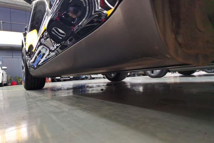 特斯拉 Model Y 2022款 改款 后轮驱动版局部细节9002