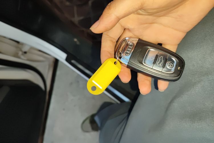 奥迪Q5 2017款 40 TFSI 技术型中控内饰7001