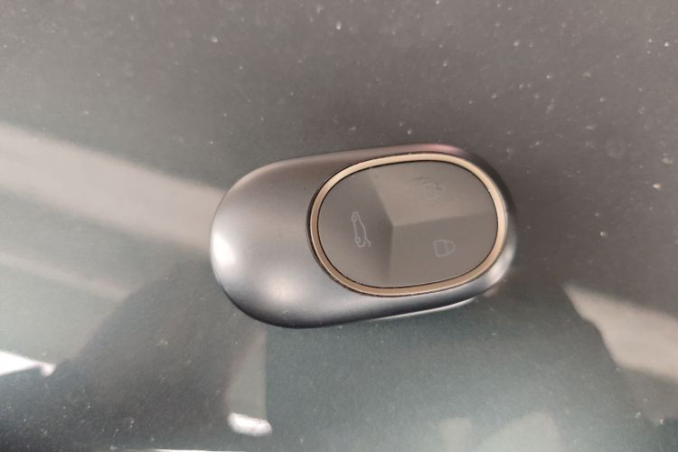 蔚来ES8 2023款 100kWh 签名版中控内饰11