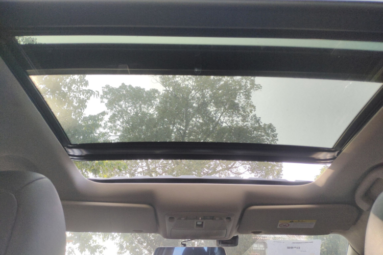 日产 奇骏 2017款 2.0L CVT舒适版 2WD局部细节22