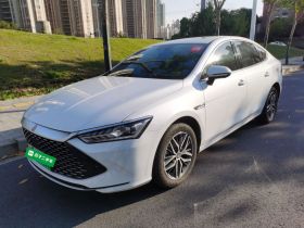 比亚迪 秦PLUS 2021款 DM-i 120KM 旗舰型