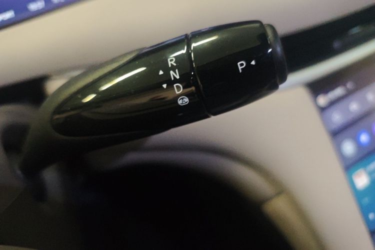 智己汽车 智己L6 2024款 Max 超强性能版中控内饰18