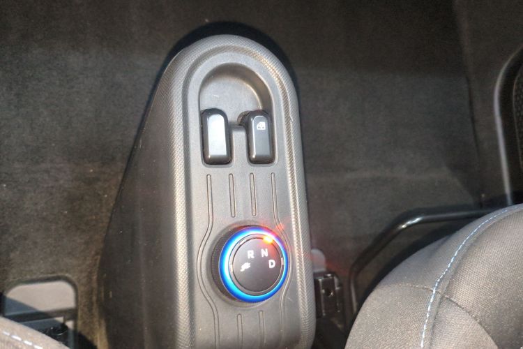 五菱汽车 宏光MINIEV 2020款 悦享款 磷酸铁锂中控内饰18