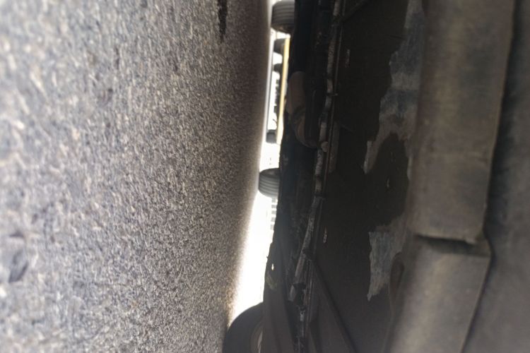 别克 君威 2013款 1.6T 自动精英运动版局部细节9007