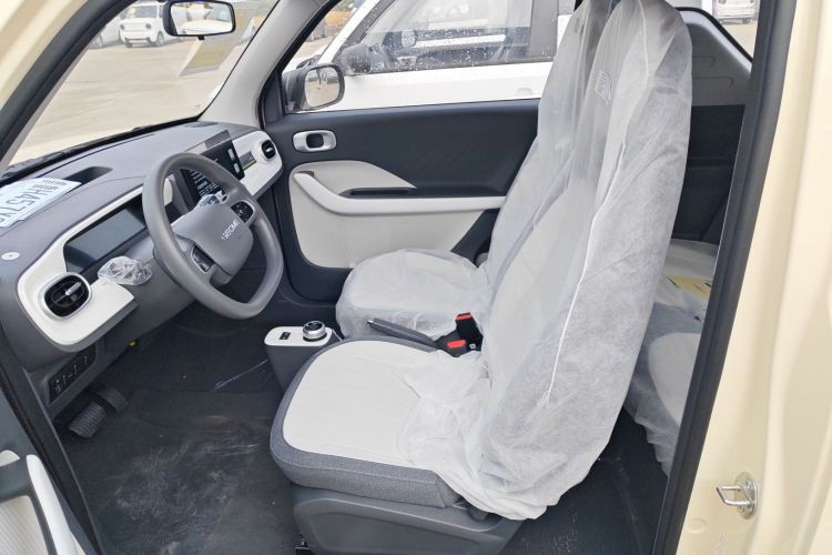 吉利银河 熊猫 2025款 210km 元气熊中控内饰19