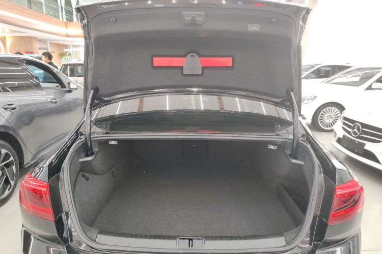 大众 迈腾GTE插电混动 2022款 GTE 豪华型局部细节23