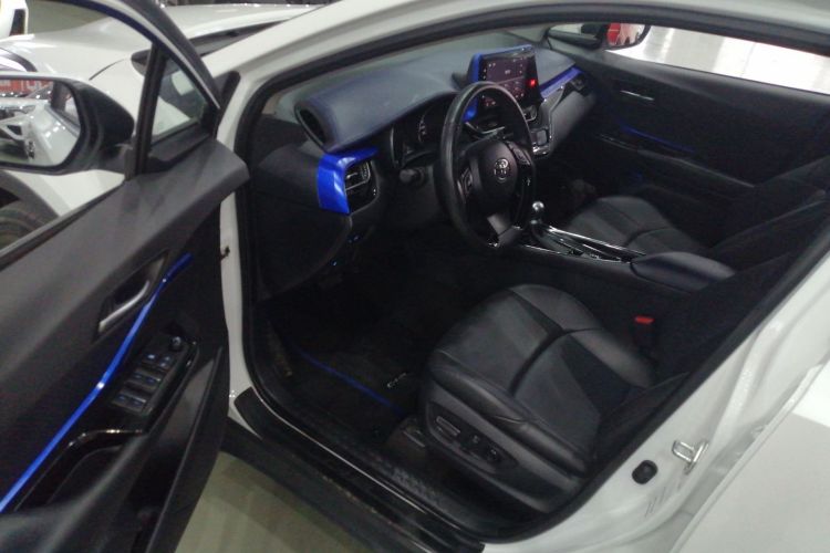丰田C-HR 2021款 2.0L 豪华版中控内饰7003