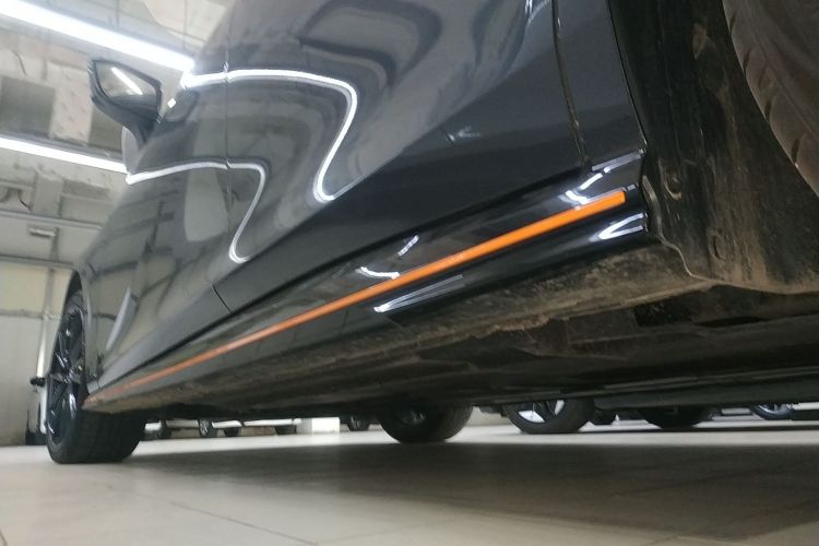 长安UNI-V 2024款 2.0T 高能版局部细节9002