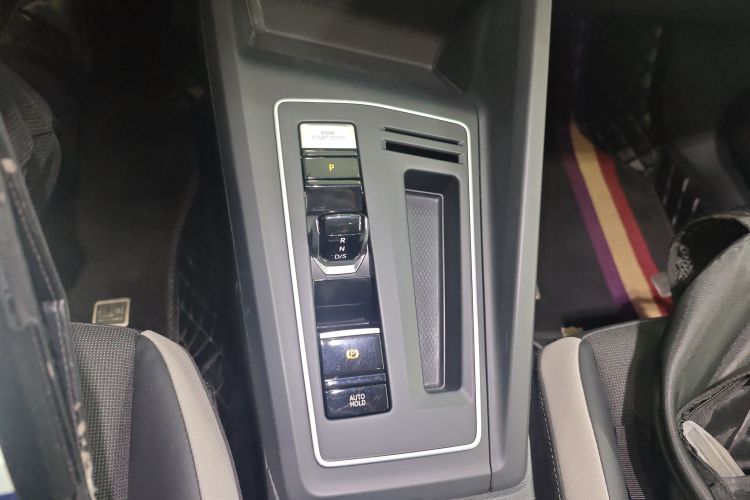 大众 高尔夫 2021款 280TSI DSG Pro中控内饰18