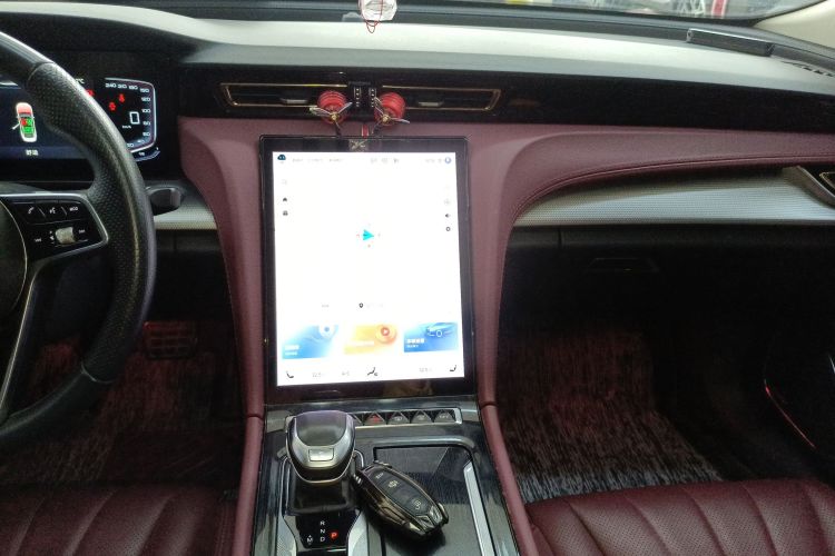 红旗H5 2023款 2.0T 自动智联旗享版中控内饰16