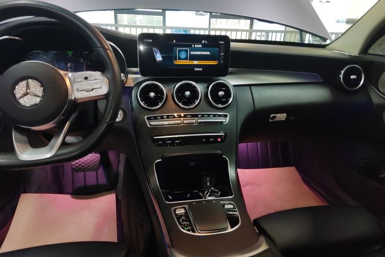 奔驰C级 2021款 C 260 L 运动版局部细节16