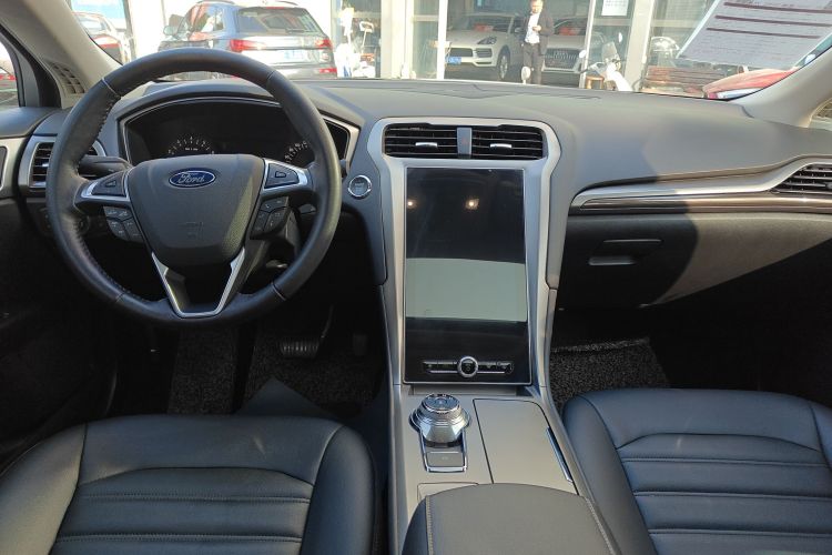福特 蒙迪欧 2020款 EcoBoost 180 时尚型中控内饰7002
