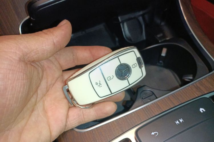 奔驰GLC 2021款 GLC 300 L 4MATIC 豪华型中控内饰11