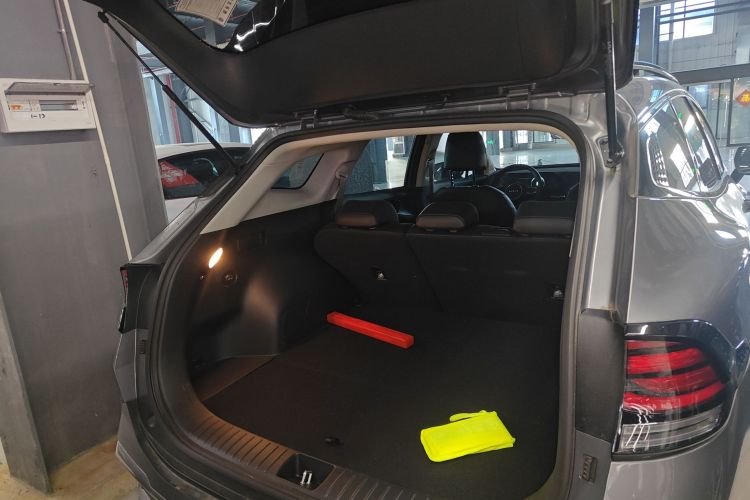 起亚 狮铂拓界 2023款 2.0T 两驱尊贵版局部细节23