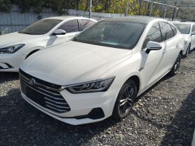 比亚迪 秦Pro 2020款 超越版 1.5TI 自动尊贵型