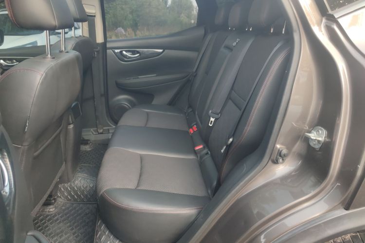 日产 逍客 2017款 2.0L CVT豪华版 国V中控内饰21