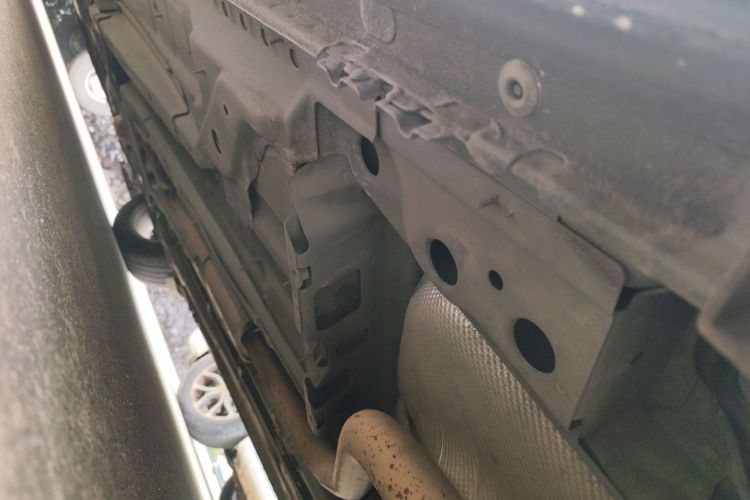 别克 君越 2014款 2.0T SIDI 精英技术型局部细节9003