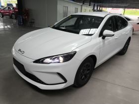 比亚迪 海豹05 DM-i 2025款 DM-i 智驾版 55KM豪华型