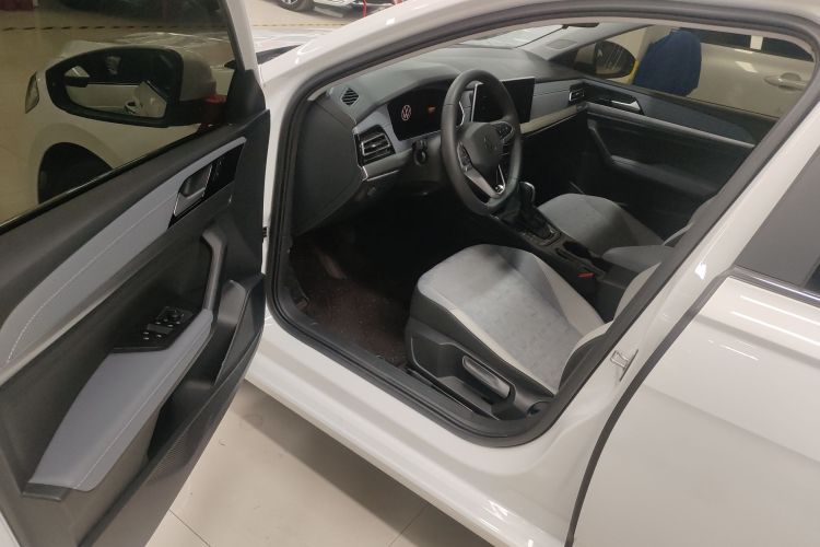 大众 朗逸 2024款 300TSI DSG满逸版中控内饰20