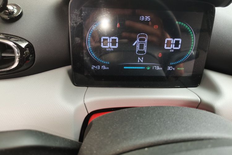 零跑汽车 零跑T03 2023款 200轻享版中控内饰15