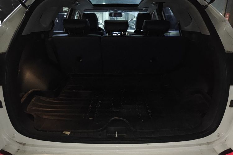 现代 途胜 2018款 1.6T 双离合两驱15周年特别版局部细节23