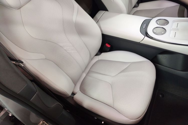 小鹏G7 2025款 702 超长续航 Max局部细节41