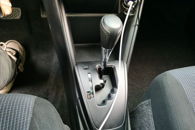 丰田 YARiS L 致炫 2016款 改款 1.5E CVT魅动版中控内饰18