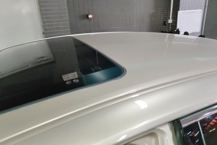 雷克萨斯ES 2013款 300h 精英版局部细节57