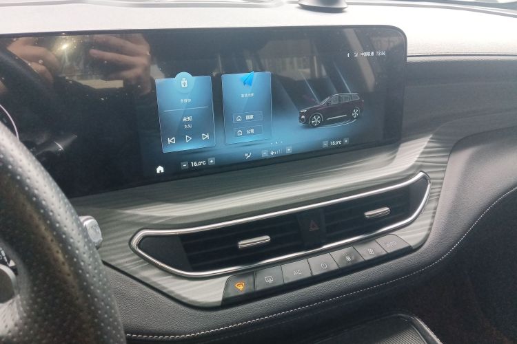 福特 领裕 2021款 EcoBoost 225 铂领型 6座中控内饰16