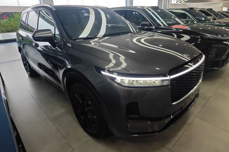 理想汽车 理想ONE 2021款 增程6座版车身外观3