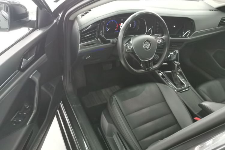 大众 速腾 2022款 280TSI DSG飞越版中控内饰7003