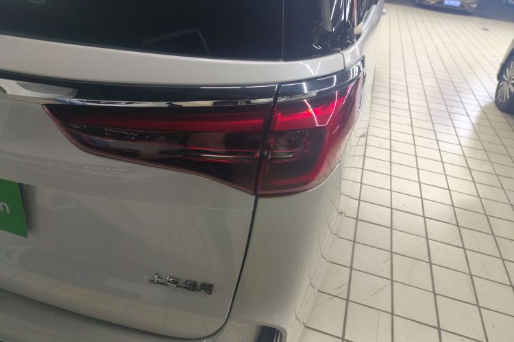 别克GL8 2021款 ES陆尊 653T 舒适型车身外观6006