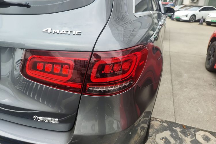 奔驰GLC 2021款 GLC 260 L 4MATIC 动感型车身外观9