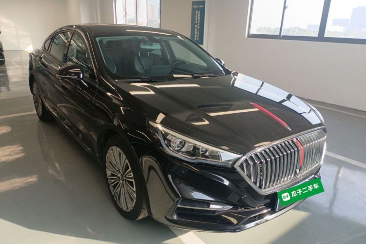 红旗H5 2022款 经典款 改款 1.5T DCT旗韵版车身外观3