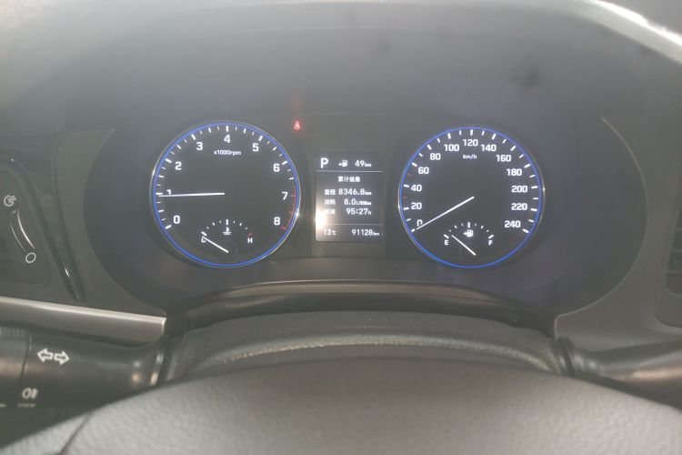 现代 名图 2017款 1.8L 自动智能型GLS 国V中控内饰14