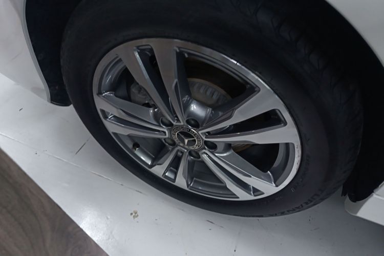 奔驰C级 2018款 C 200 L 运动版车身外观6006