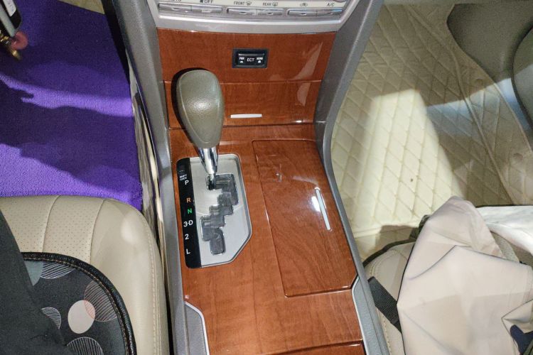 丰田 凯美瑞 2013款 200E 经典精英版局部细节18