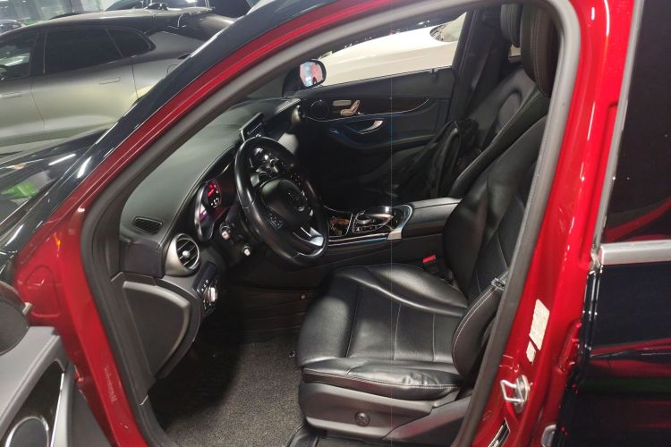 奔驰GLC 2019款 改款 GLC 260 L 4MATIC 豪华型中控内饰20