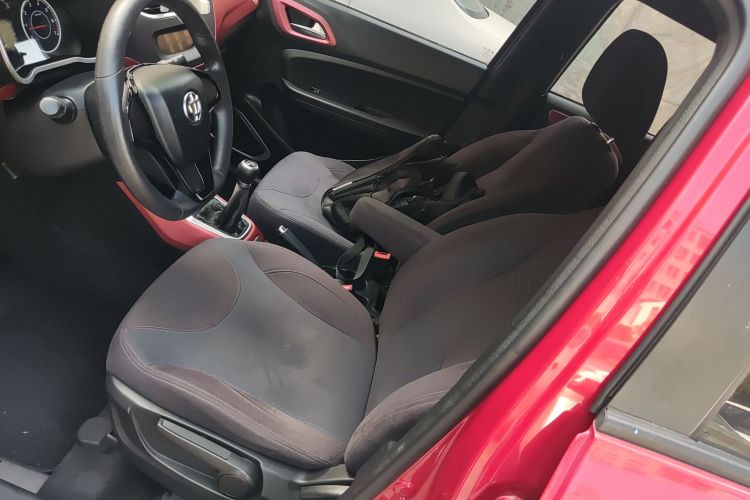 中华V3 2015款 1.5L 手动舒适型局部细节19