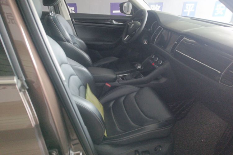 斯柯达 柯迪亚克 2018款 TSI330 7座两驱豪华优享版局部细节41