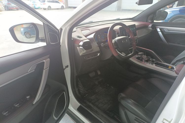 吉利汽车 缤越新能源 2022款 1.5T ePro 85KM星耀版中控内饰20