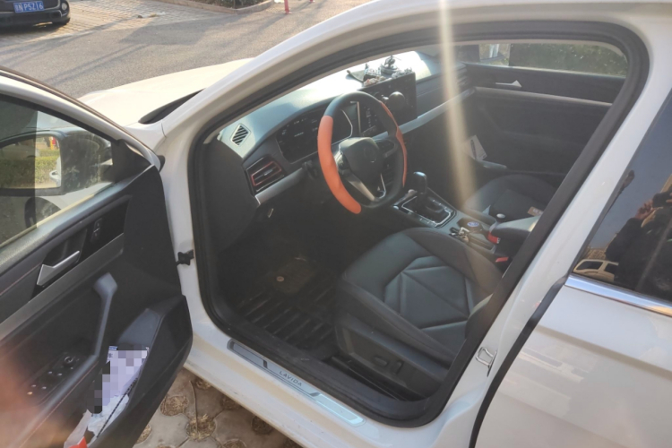 大众 朗逸 2024款 300TSI DSG星空领先版中控内饰20