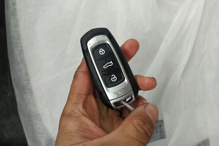 吉利银河 熊猫 2025款 210km 元气熊中控内饰11