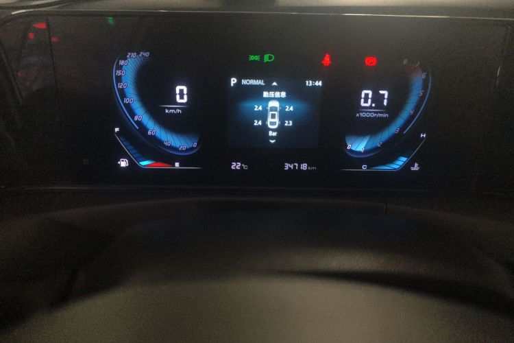 长安 逸动 2021款 PLUS 蓝鲸NE 1.4T GDI DCT尊贵型中控内饰15