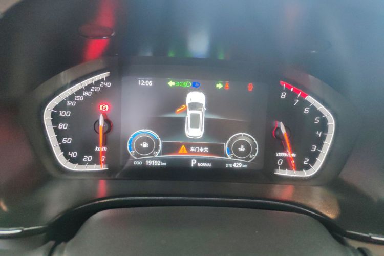 长安CS75 2021款 荣耀百万版 280T DCT领航型中控内饰14