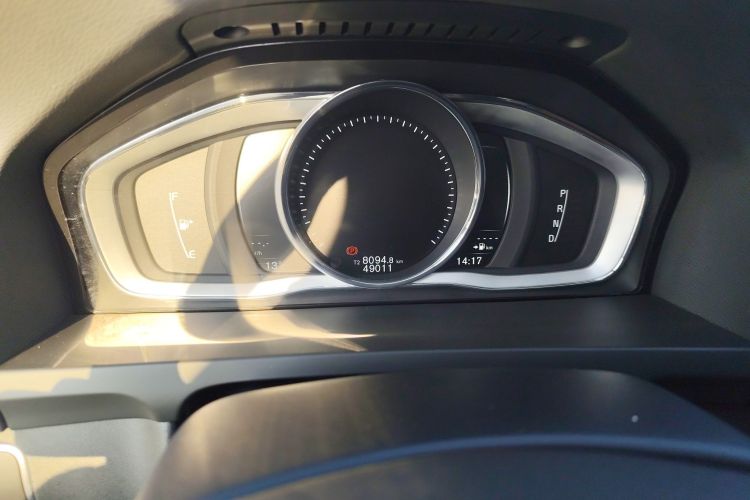 沃尔沃S60 2019款 S60L 改款 T5 智驭菁英版中控内饰14