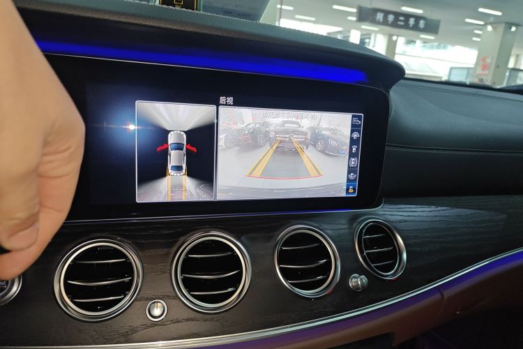 奔驰E级 2020款 改款 E 300 L 运动时尚型局部细节16