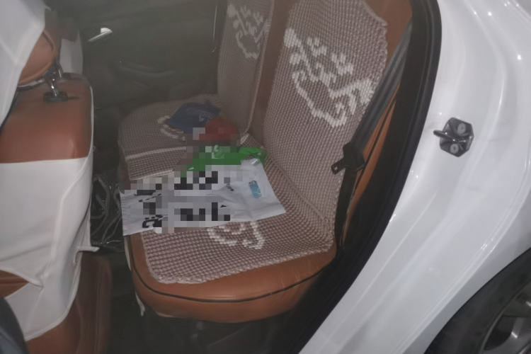 福特 福克斯 2015款 两厢 1.6L 自动舒适型中控内饰7004