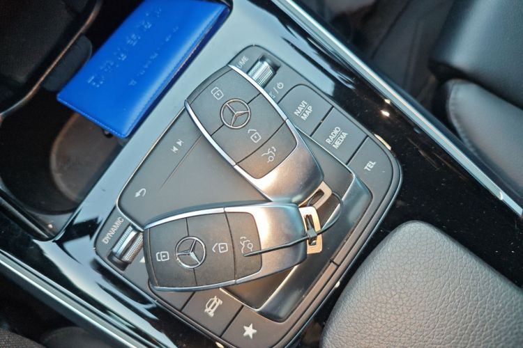 奔驰GLA 2023款 GLA 220 4MATIC中控内饰11